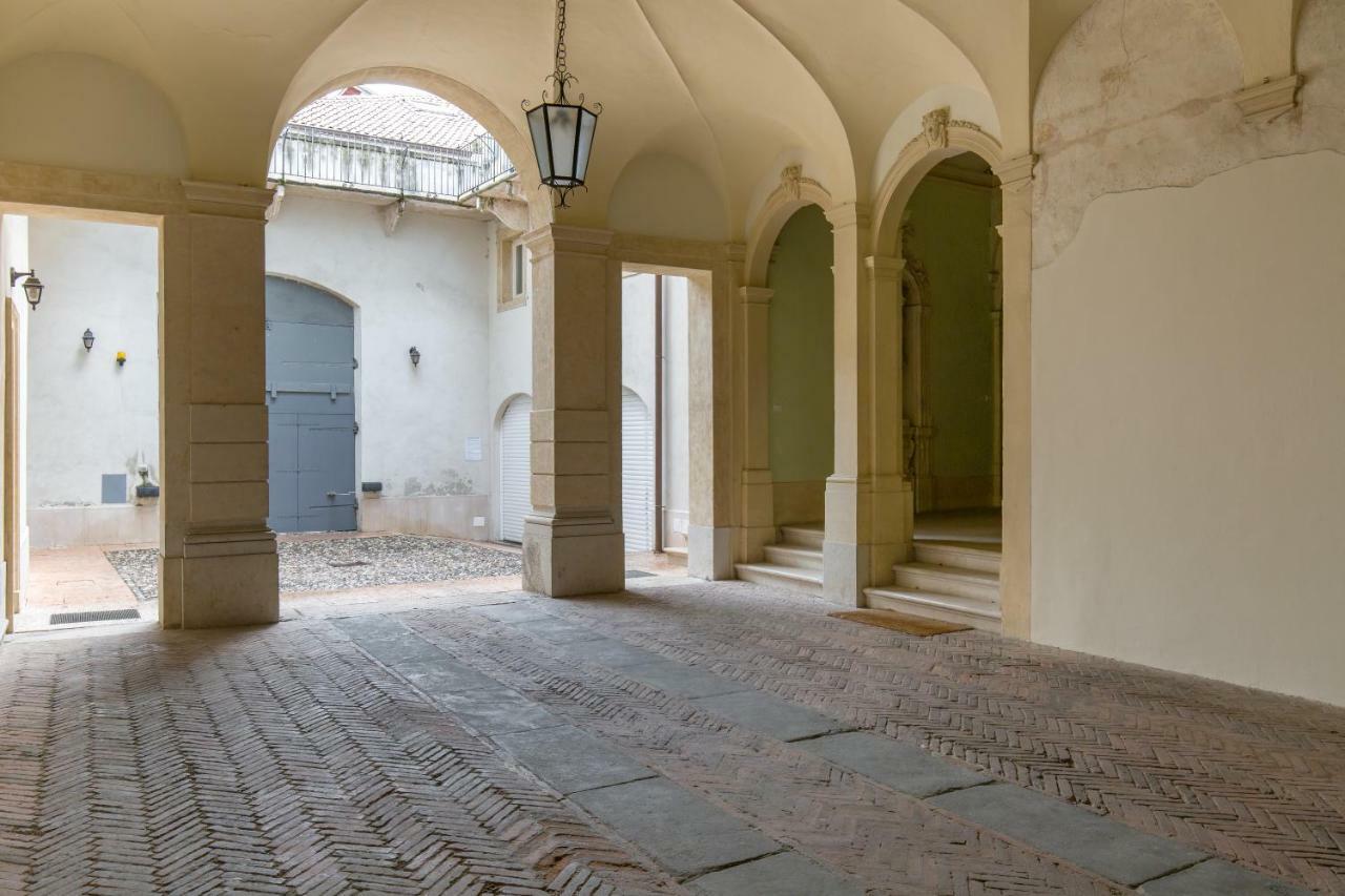 Dimora Paletta Dai Pre Apartment Verona Luaran gambar