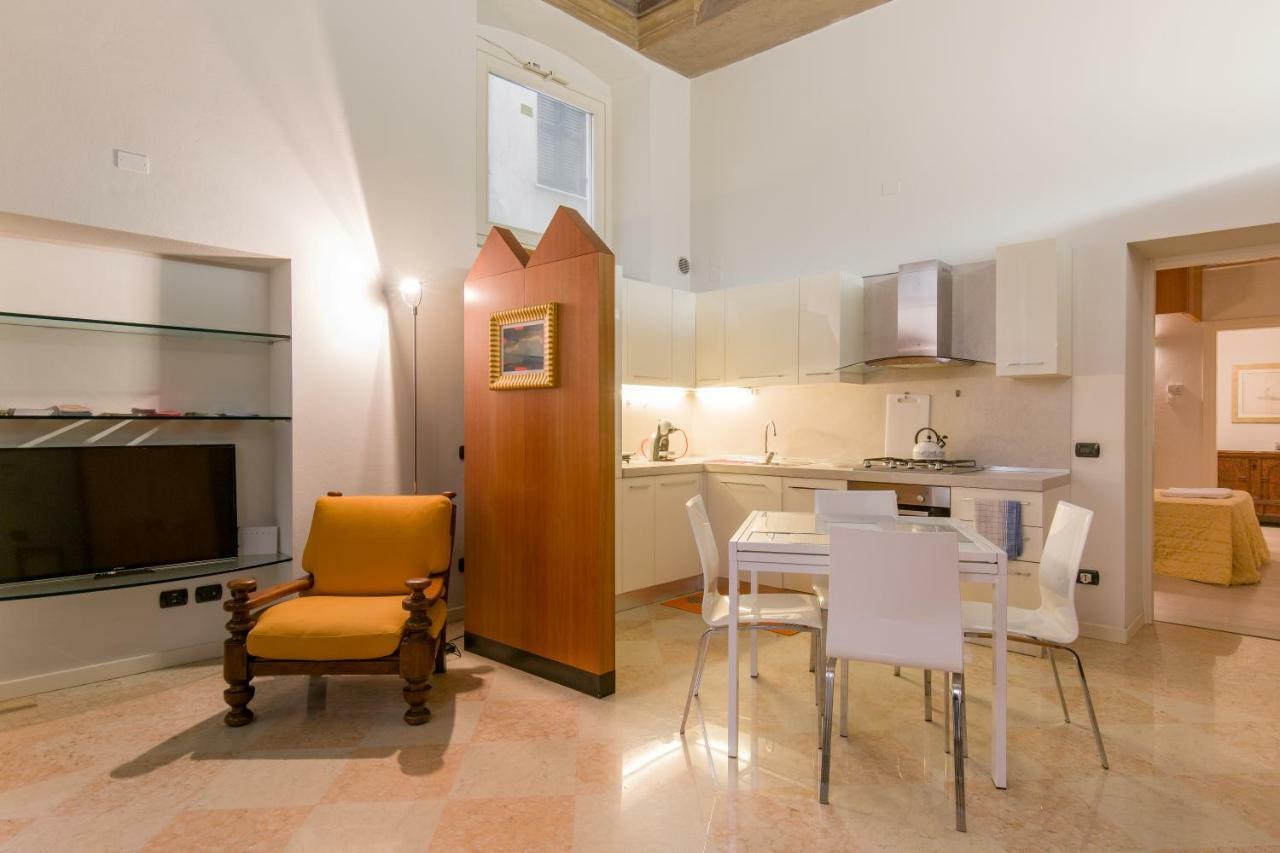 Dimora Paletta Dai Pre Apartment Verona Luaran gambar